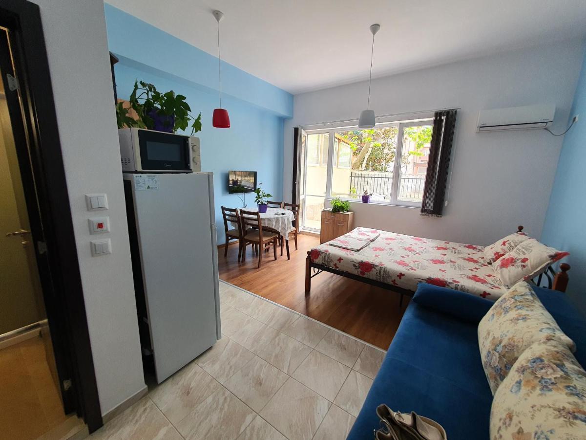 Flowers Studio Pomorie Ngoại thất bức ảnh