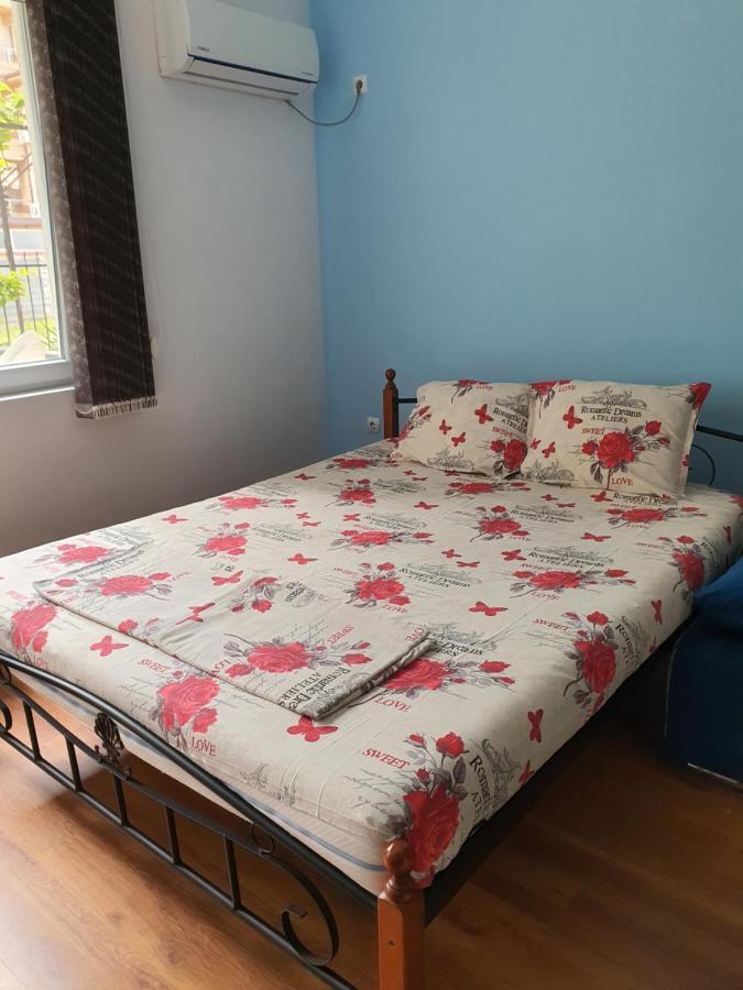 Flowers Studio Pomorie Ngoại thất bức ảnh