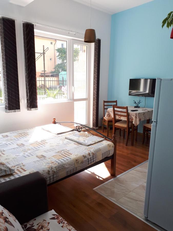 Flowers Studio Pomorie Ngoại thất bức ảnh